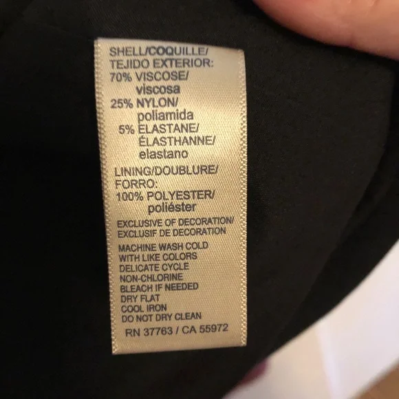 Rafaella black blazer w/ contrast stitching - Picture 8 of 8